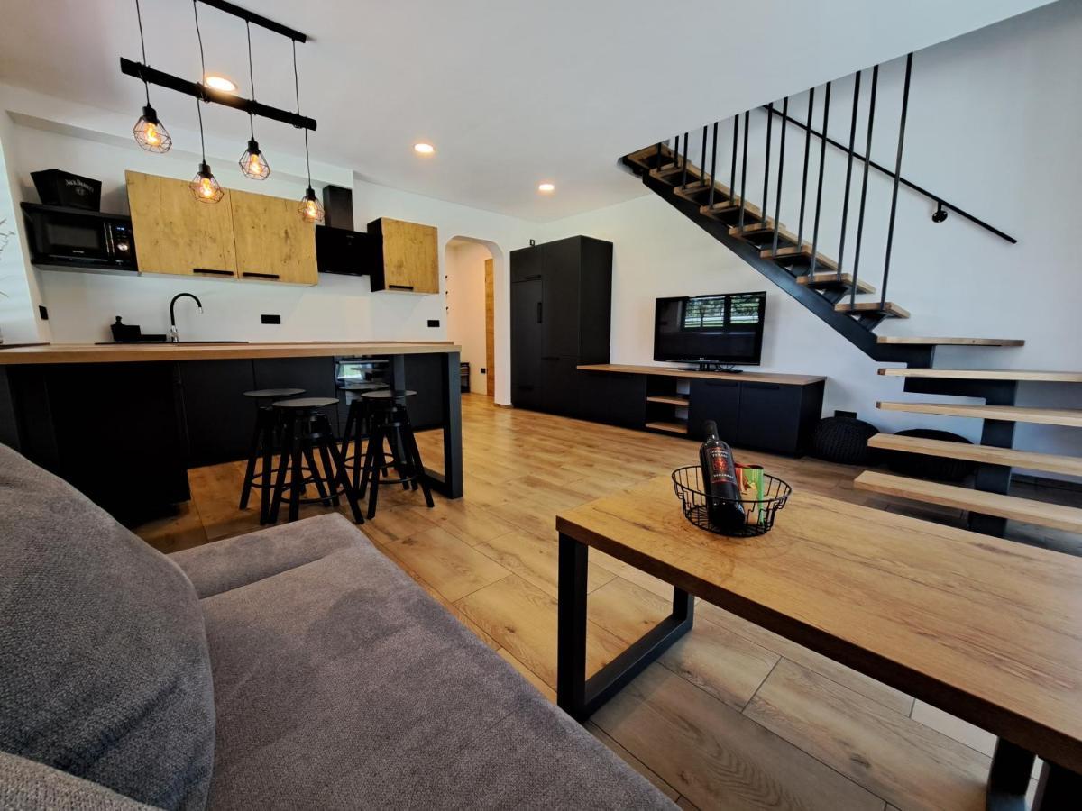 Riverside Apartma 1, קרנייסקה גורה מראה חיצוני תמונה
